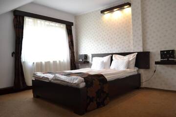 Фотографии Гостевой дом CHIC CITY Rooms г. Сигишоара (Румыния) №1 Фото Гостевой дом CHIC CITY Rooms г. Сигишоара 1