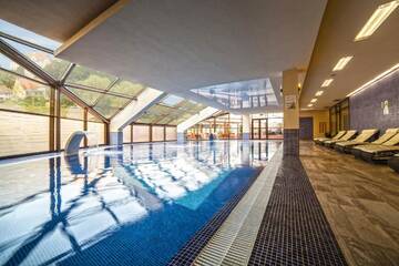Фотографии Отель DoubleTree by Hilton Hotel Sighisoara - Cavaler г. Сигишоара (Румыния) №4 Фото Отель DoubleTree by Hilton Hotel Sighisoara - Cavaler г. Сигишоара 4