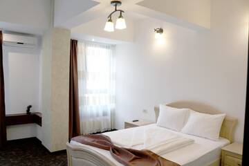 Фото номера Суперлюкс Отель Hotel Restaurant Imperial г. Сигишоара 2