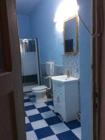 Фото номера Улучшенный двухместный номер с 1 кроватью Проживание в семье Casa Morar г. Сигишоара 6