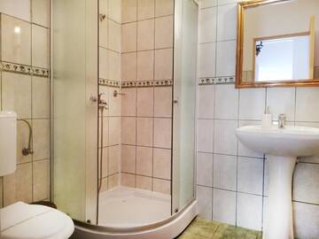 Фото номера Люкс с 2 спальнями Гостевой дом Pensiunea Casa Sighisoreana г. Сигишоара 6