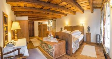 Фото номера Улучшенный двухместный номер с 1 кроватью Гостевой дом Casa Savri г. Сигишоара 9