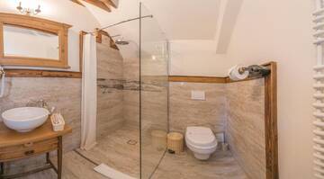 Фото номера Двухместный номер с 1 кроватью Гостевой дом Casa Savri г. Сигишоара 4