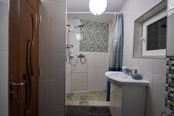 Фото номера Номер с кроватью размера «king-size» и балконом Гостевой дом Old Town Apartments г. Сигишоара 12