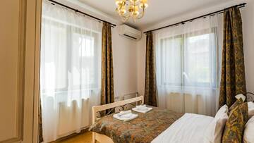Фото номера Люкс с 1 спальней Гостевой дом Flora Luxury House г. Сигишоара 8