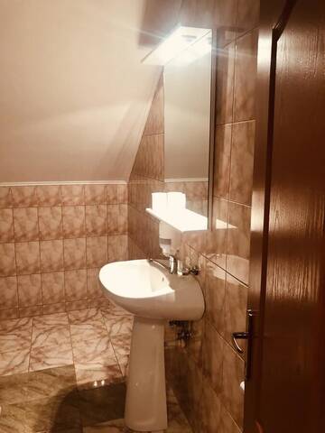 Фото номера Трехместный номер Отель Hotel Poenita г. Сигишоара 3