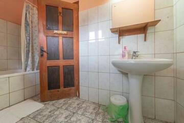 Фото номера Кровать в общем номере с 4 кроватями и общей ванной комнатой Хостелы Burg Hostel Sighisoara г. Сигишоара 8