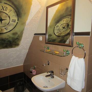 Фото номера Double Room with Painting Lessons in the Citadel Гостевой дом Pensiune Citadela Sighisoara г. Сигишоара 7