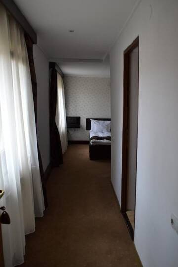 Фото номера Двухместный номер эконом-класса с 1 кроватью Гостевой дом CHIC CITY Rooms г. Сигишоара 2